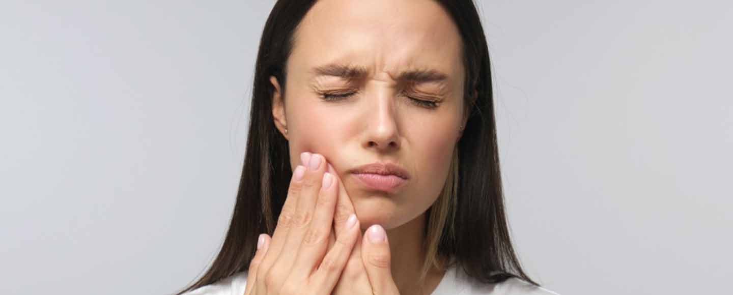 TMJ GUIDE: Causes, Symptoms and Treatment
