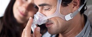 Read more about the article CPAP Full Face Mask vs. Nasal Pillows